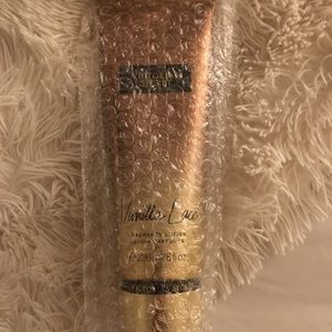Vanilla Lace Victoria’s Secret NEW - DISCONTINUED